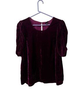 Torrid Burgundy Velvet Short Sleeve Top Size 2 Keyhole Back Detail New With Tags
